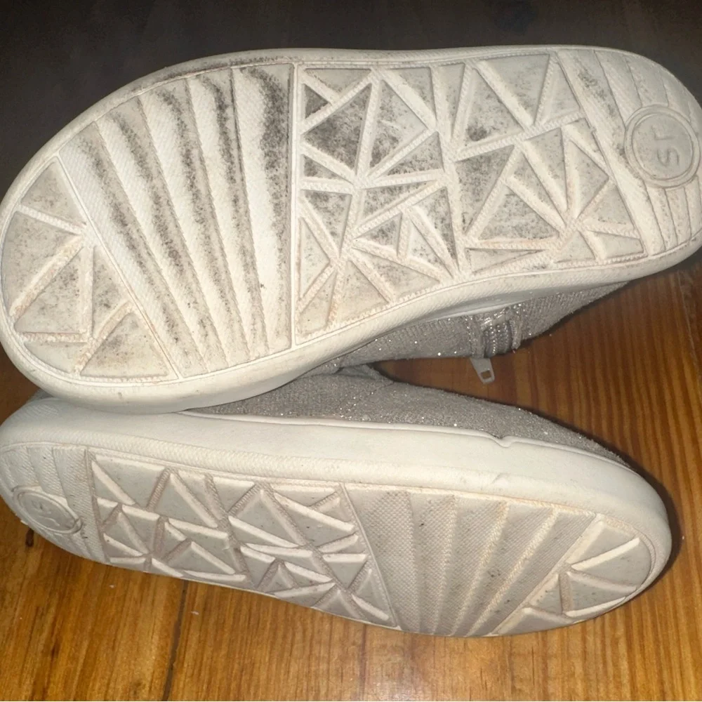 Stride Rite Sparkly Silver Kids Shoes with Pink Lining